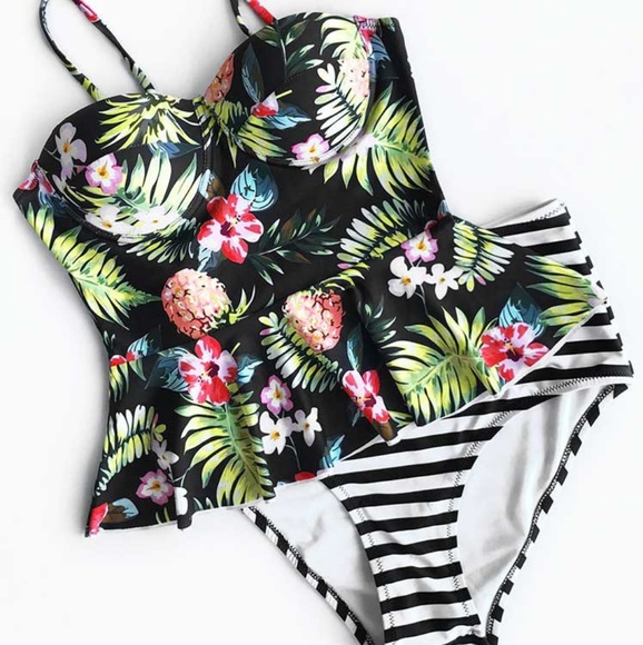 Cupshe Other - NWT Cupshe peplum tankini swimsuit